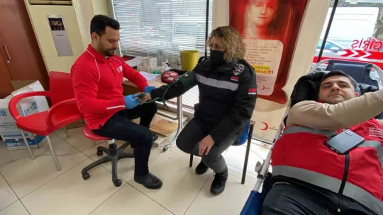 Kocaeli depremzedeler için seferber oldu