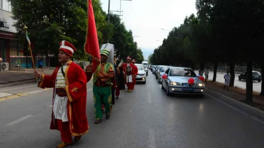 Atlı ve mehterli sünnet coşkusu