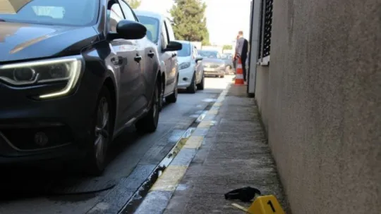 AVM terasından ölüme atlayan genç kız hayatını kaybetti!