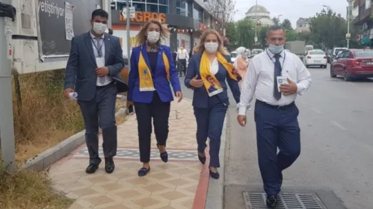 Aynur Vergili'ye plaket