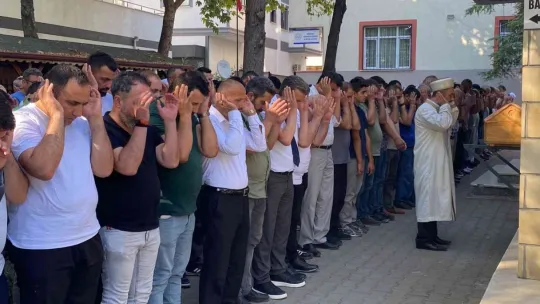 5 yaşındaki minik Ebrar son yolculuğuna uğurlandı
