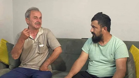 Babasının yanındaki çocuğu haczettiler