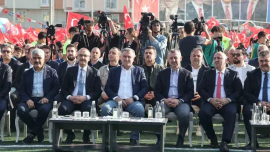 Bakan Bak: Çocukları kötü alışkanlıklardan uzak tutmamız lazım