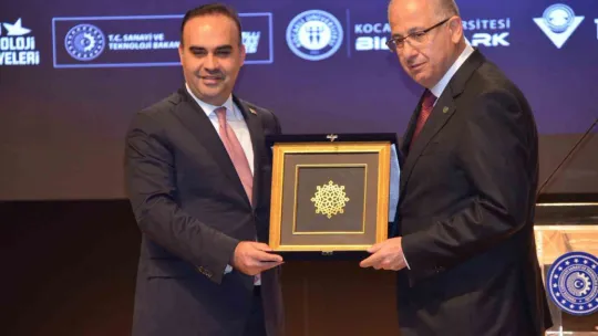 Bakan Kacır: Ekonomik değere dönüştürülmesini sağlayacak platformları hayata geçireceğiz