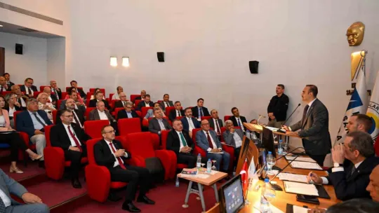 Bakan Kacır: Otomotiv ihracatının yüzde 25'ini tek başına Kocaeli gerçekleştirdi