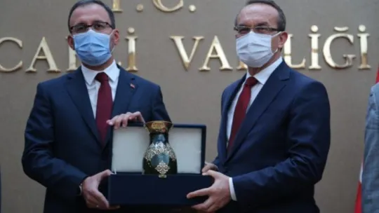 Bakan Kasapoğlu: 'Dünyanın en genç nüfusuna sahip birkaç ülkeden birisiyiz'