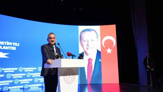 Bakan Özer okul idarecilerine seslendi