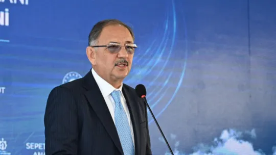 Bakan Özhaseki, deprem bölgesi için son rakamı paylaştı