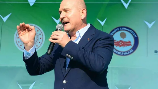 Bakan Soylu: Tayyip Erdoğan'ın önünde diz çökecekler