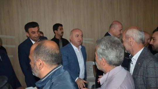 Bakan Soylu'dan babasını kaybeden başkana taziye ziyareti