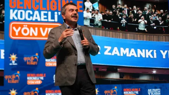 Bakan Tekin'den CHP'ye: 2008'deki gibi mi düşünüyorsunuz?