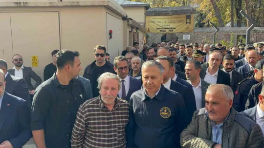 Bakan Yerlikaya: Tek hedefimiz 688 bin arkadaşımızla aziz milletimizin huzur ve güvenliği