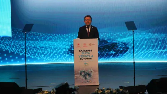 Bakan Yumaklı: Zannettiğimiz gibi sınırsız bir su kaynağımız yok