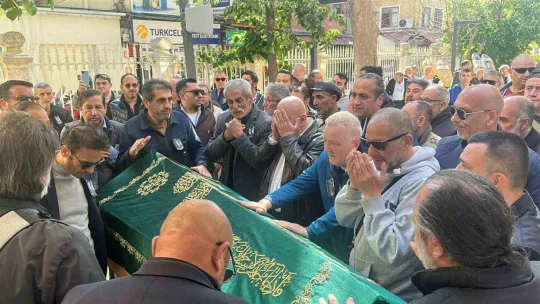 Balık Ayhan son yolculuğuna uğurlandı