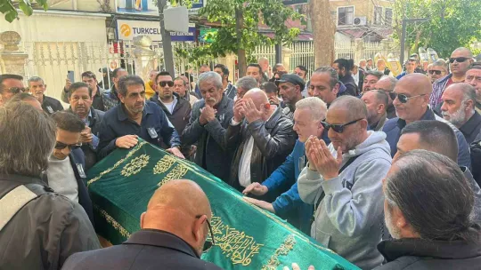 Balık Ayhan son yolculuğuna uğurlandı