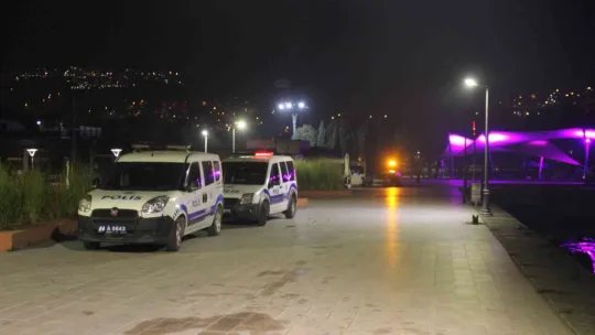 Balık tutmak isterken canından oluyordu