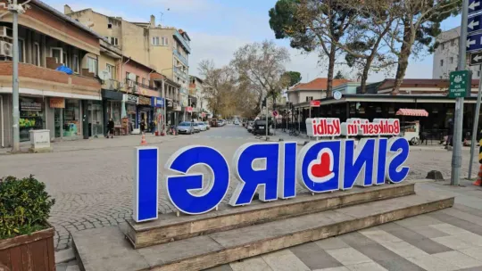 Balıkesir'de korkutan deprem!