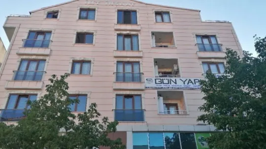 Balkonun düşen korkuluğu 3 yaşındaki Esila'yı ölüme götürdü!