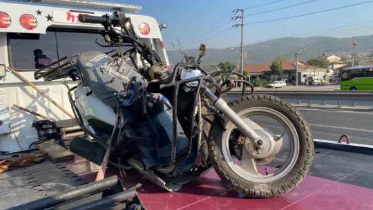 Bariyere çarpan motosikletin sürücüsü hayatını kaybetti