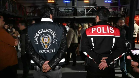 Barlar sokağı abluka altında