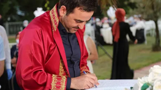 Başiskele'de 896 çift dünya evine girdi