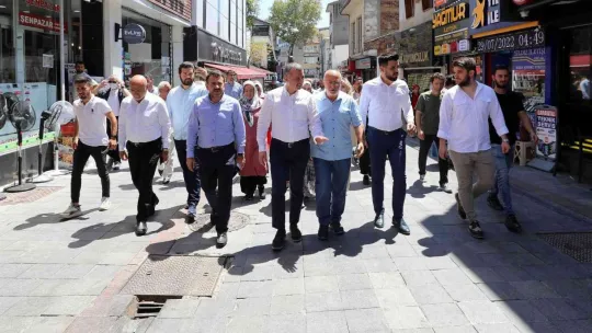 Büyükakın: Halkımızla gönül diliyle konuşuyoruz