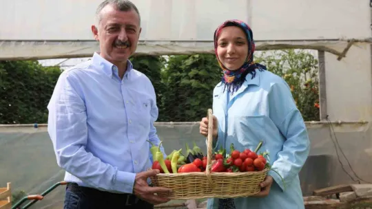 Başkan Büyükakın'dan kadın üreticiye tam destek sözü