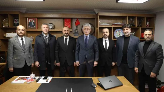 AK Parti'nin icraatlarına 24 saat bile yetmedi