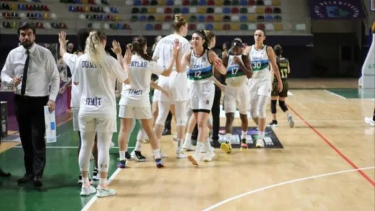 Başkan Hürriyet İzmit'in perilerine uğur getirmedi!