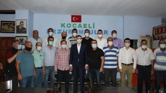 Başkan Kurt Kocaeli Erzurumlular Derneği'ni ziyaret etti