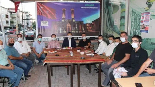 Başkan Kurt Kocaeli Erzurumlular Derneği'ni ziyaret etti