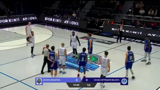 Kocaeli'deki basketbol maçında İsrail protesto edildi