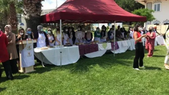 Bayat ekmekler çöpe gitmedi, 26 çeşit yemek yapıldı