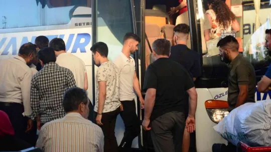 Otobüsler tam kapasite doldu