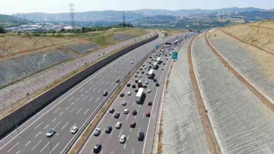 Kocaeli'de trafik durma noktasına geldi
