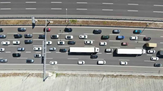 Kocaeli'de trafik durma noktasına geldi