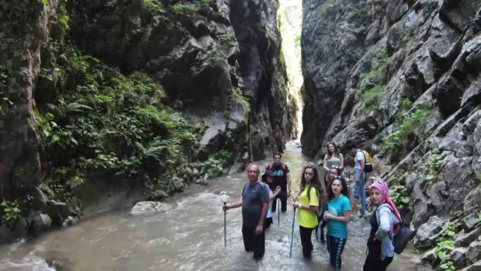 Bayram tatilini eşsiz manzarada geçirdiler