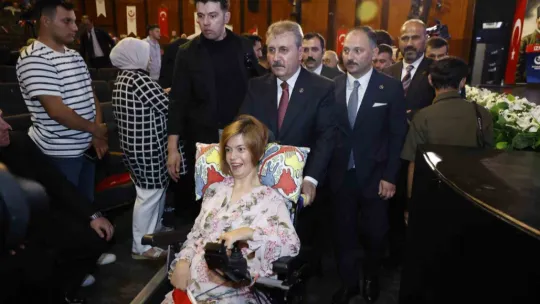 BBP lideri Destici: İslam İşbirliği Teşkilatı yardımlarla harekete geçmeli
