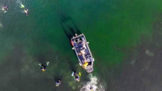 Büyükakın dalgıç kıyafeti giydi, dibe indi: Gördüğü manzara şaşırttı