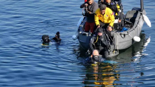 Büyükakın dalgıç kıyafeti giydi, dibe indi: Gördüğü manzara şaşırttı
