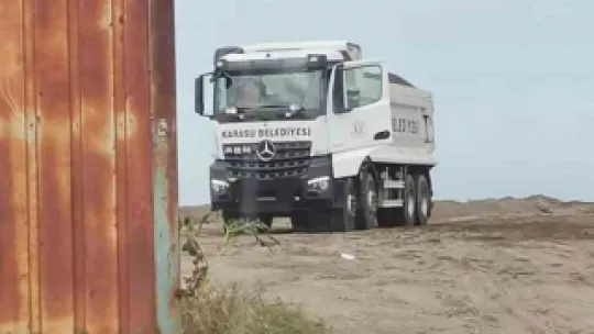 Belediyenin usulsüz kum taşıdığı iddiası valiliği harekete geçirdi