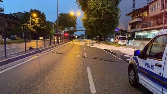 Benzin yüklü tanker kaza yaptı: D-130 kapatıldı, evler tahliye edildi