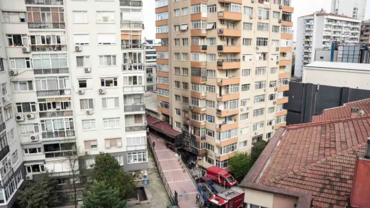 29 kişinin can verdiği bina fotoğraflara yansıdı