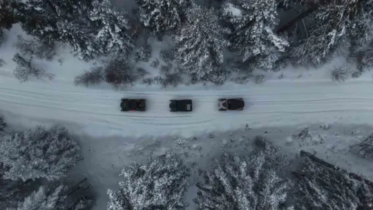 Beyaz örtünün keyfini UTV'lerle çıkardılar