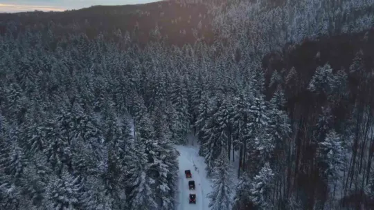 Beyaz örtünün keyfini UTV'lerle çıkardılar