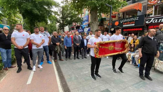 Bin 400'ten fazla güreşçi 180 bin TL'lik altın kemer için ter dökecek