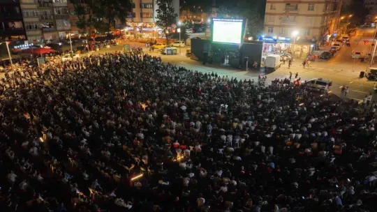 Kocaeli'de binlerce kişi tek yürek oldu