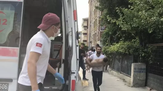 Bir babanın acı feryatları 'Yardım edin, oğlum ölüyor'