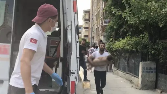 Bir babanın acı feryatları 'Yardım edin, oğlum ölüyor'