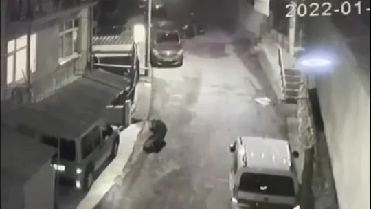 Biri nöbet tuttu, diğeri çaldı
